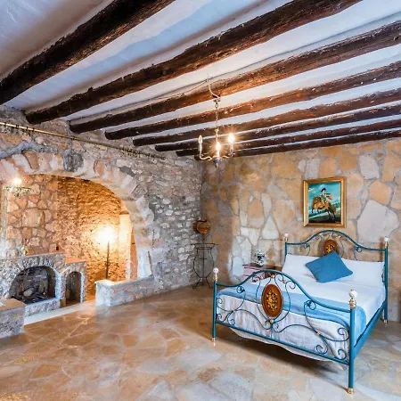 Mas D'en Tarres By Interhome * Vespella de Gaia